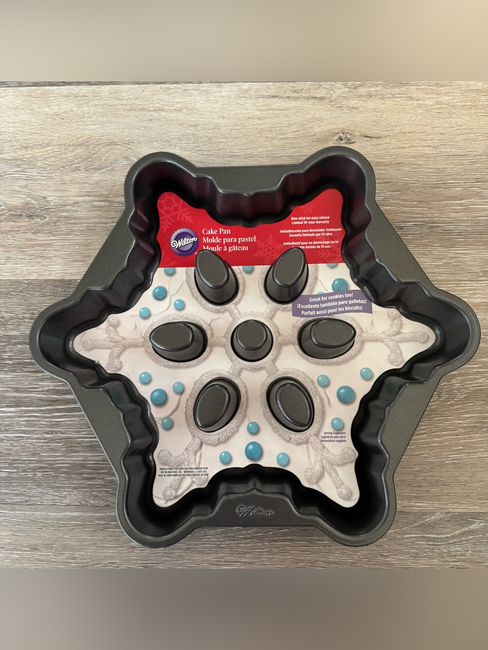 Wilton 2105-1555 Christmas Snowflake Cake Pan NWT